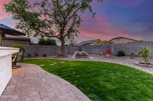 18124 W Ivy Ln, Surprise, AZ 85388 - Photo 55