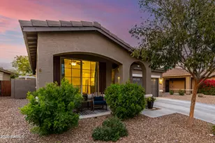 18124 W Ivy Ln, Surprise, AZ 85388 - Photo 15