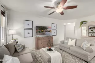 18124 W Ivy Ln, Surprise, AZ 85388 - Photo 31