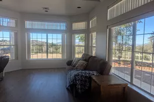 568 N Las Flores Dr, Oracle, AZ 85623 - Photo 7