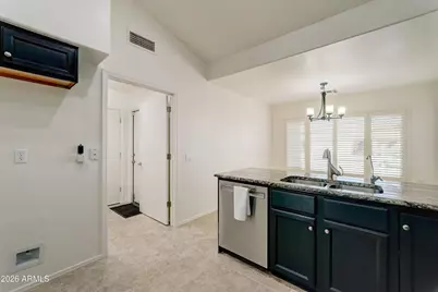 421 N Leoma Lane, Chandler, AZ 85225 - Photo 11