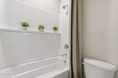 6560 N 15th Drive, Phoenix, AZ 85015 - Photo 33