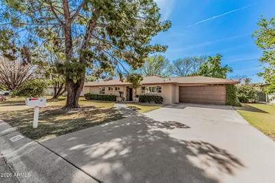 47 E Royal Palm Road, Phoenix, AZ 85020 - Photo 3