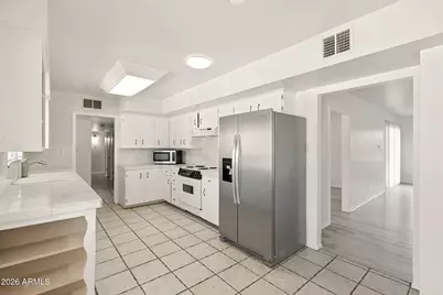 6839 E Montecito Avenue, Scottsdale, AZ 85251 - Photo 9