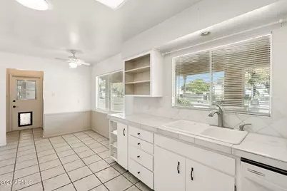 6839 E Montecito Avenue, Scottsdale, AZ 85251 - Photo 13