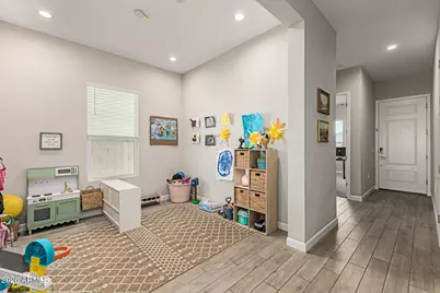 10306 W Deanna Drive, Peoria, AZ 85382 - Photo 5