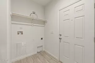 127 W Laxton Castle Way, Paulden, AZ 86334 - Photo 13