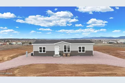 127 W Laxton Castle Way, Paulden, AZ 86334 - Photo 1