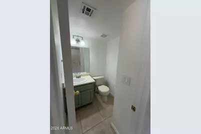 2518 E Shaw Butte Drive, Phoenix, AZ 85028 - Photo 13