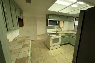 2518 E Shaw Butte Dr, Phoenix, AZ 85028 - Photo 7