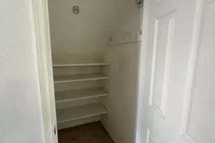 2518 E Shaw Butte Dr, Phoenix, AZ 85028 - Photo 11