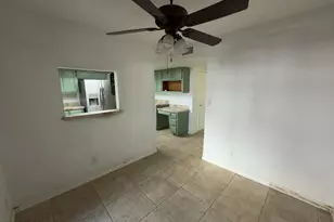 2518 E Shaw Butte Dr, Phoenix, AZ 85028 - Photo 9