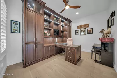 20732 W San Juan Avenue, Buckeye, AZ 85396 - Photo 29