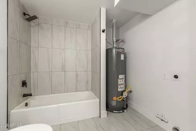 11046 N 18th Drive, Phoenix, AZ 85029 - Photo 9