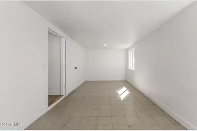 11046 N 18th Drive, Phoenix, AZ 85029 - Photo 15