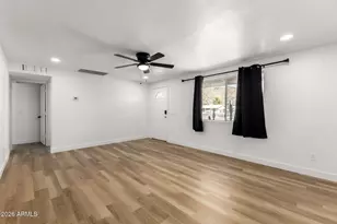 11046 N 18th Dr, Phoenix, AZ 85029 - Photo 3