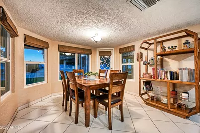 3025 W Kerry Lane, Phoenix, AZ 85027 - Photo 17