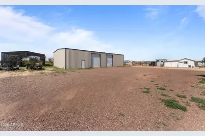 47602 N Eagle Eye Road, Aguila, AZ 85320 - Photo 29