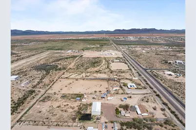 47602 N Eagle Eye Road, Aguila, AZ 85320 - Photo 5