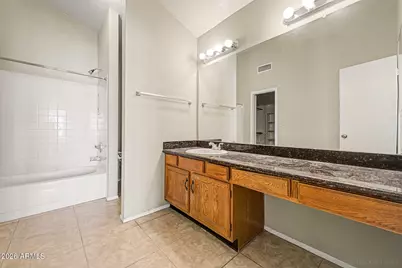 406 E Taro Lane, Phoenix, AZ 85024 - Photo 17