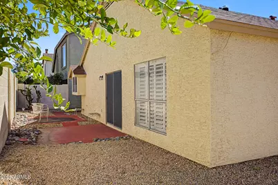406 E Taro Lane, Phoenix, AZ 85024 - Photo 27