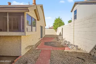 406 E Taro Ln, Phoenix, AZ 85024 - Photo 25