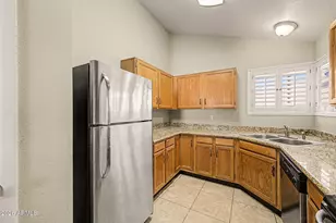 406 E Taro Ln, Phoenix, AZ 85024 - Photo 11