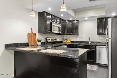 8422 N Central Avenue #B, Phoenix, AZ 85020 - Photo 9