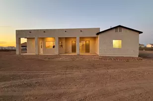 24053 W Morning Star Ln, Wittmann, AZ 85361 - Photo 9