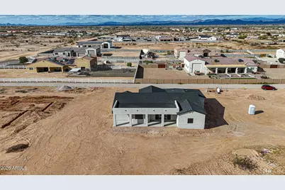 24053 W Morning Star Lane, Wittmann, AZ 85361 - Photo 63