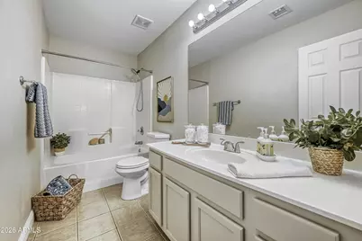 10848 W Louise Drive, Sun City, AZ 85373 - Photo 23