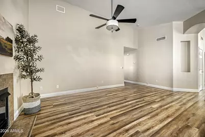 10848 W Louise Drive, Sun City, AZ 85373 - Photo 9