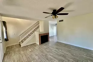 860 N McQueen Rd, Chandler, AZ 85225 - Photo 5