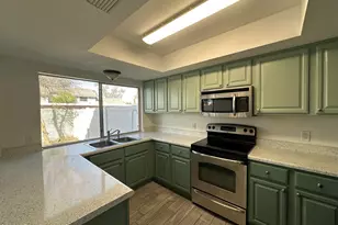 860 N McQueen Rd, Chandler, AZ 85225 - Photo 9