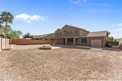 14434 W Jenan Drive, Surprise, AZ 85379 - Photo 3