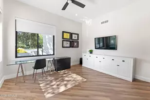 7130 E Belmont Ave, Paradise Valley, AZ 85253 - Photo 27