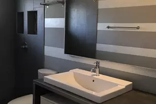 2727 E Montecito Ave, Phoenix, AZ 85016 - Photo 15