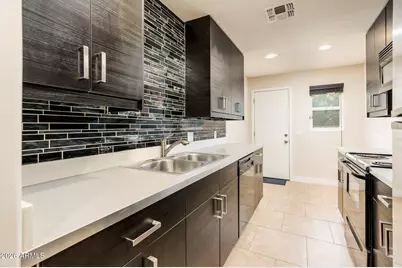 1225 E Campbell Avenue, Phoenix, AZ 85014 - Photo 13