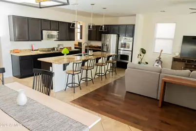 16045 W Almeria Road, Goodyear, AZ 85395 - Photo 11