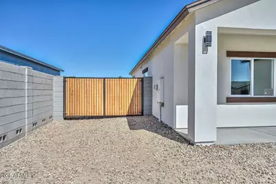 32018 N Ash Street, Wittmann, AZ 85361 - Photo 3