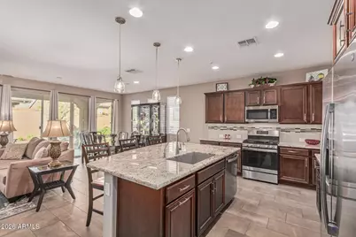 13314 W Milton Drive, Peoria, AZ 85383 - Photo 9