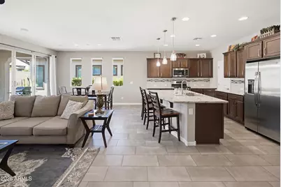 13314 W Milton Drive, Peoria, AZ 85383 - Photo 5