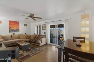 940 E Berridge Ln, Phoenix, AZ 85014 - Photo 11