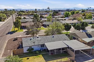 940 E Berridge Ln, Phoenix, AZ 85014 - Photo 25