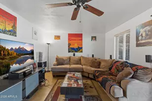 940 E Berridge Ln, Phoenix, AZ 85014 - Photo 3