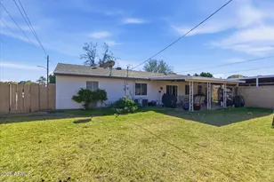 940 E Berridge Ln, Phoenix, AZ 85014 - Photo 23