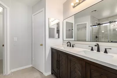 11329 W Austin Thomas Drive, Surprise, AZ 85378 - Photo 13