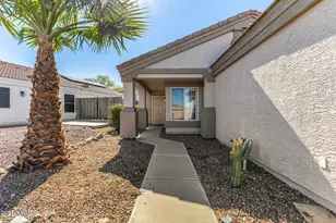 11329 W Austin Thomas Dr, Surprise, AZ 85378 - Photo 3