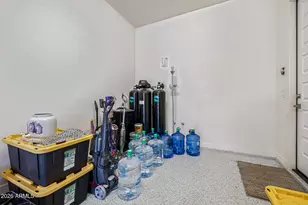 22106 N 59th Wy, Phoenix, AZ 85054 - Photo 39