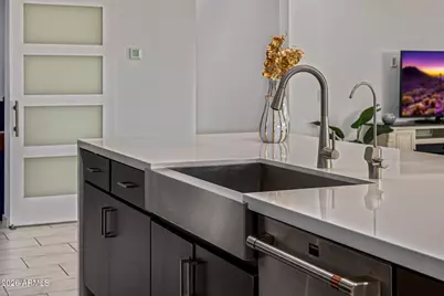 22106 N 59th Way, Phoenix, AZ 85054 - Photo 19